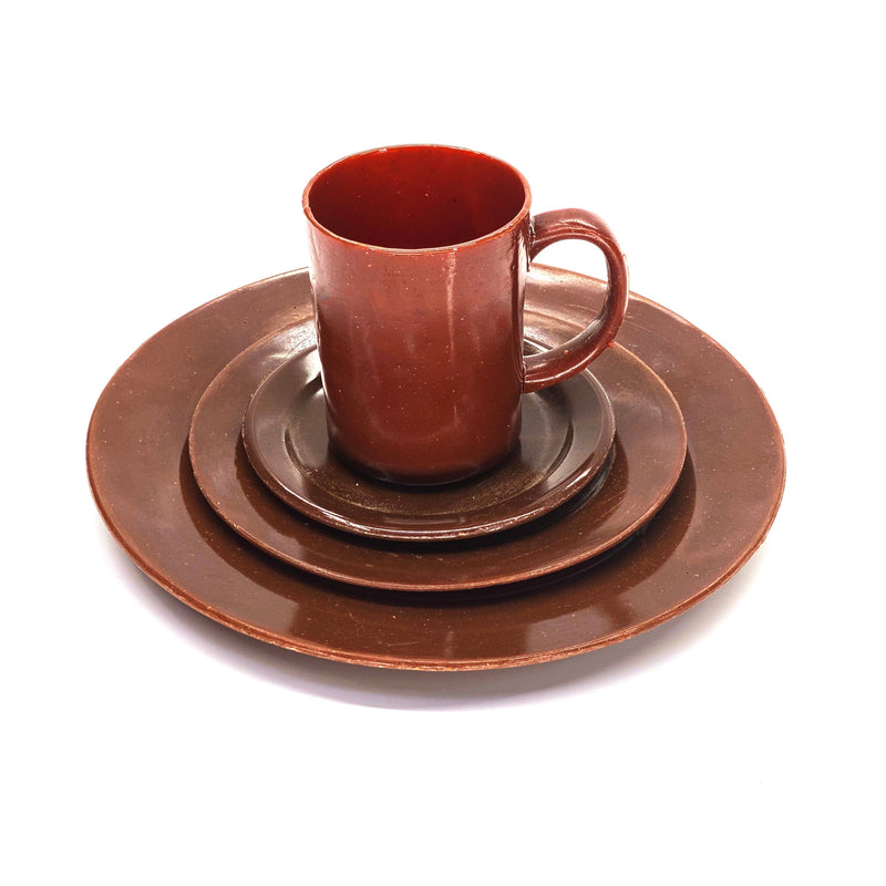 SMASHProps Breakaway 4 Piece Place Setting