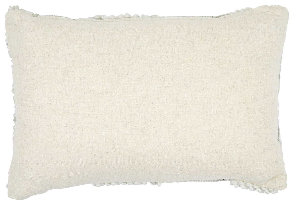 Standon - Pillow, photo 4 of 5