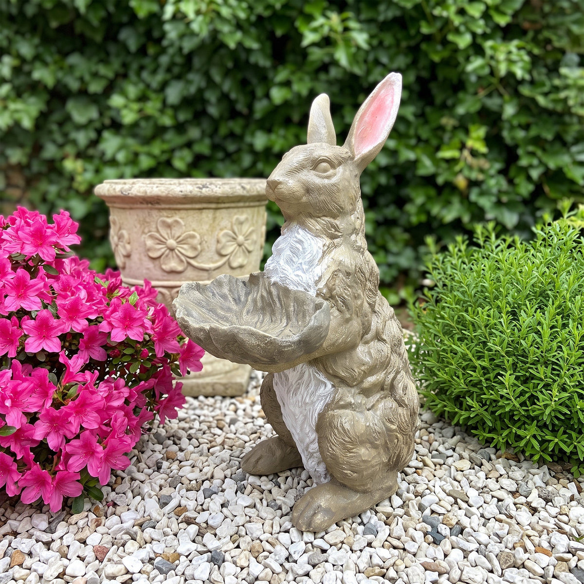 Magnesium Oxide Bunny Statue Holding Decor, photo 2 of 7