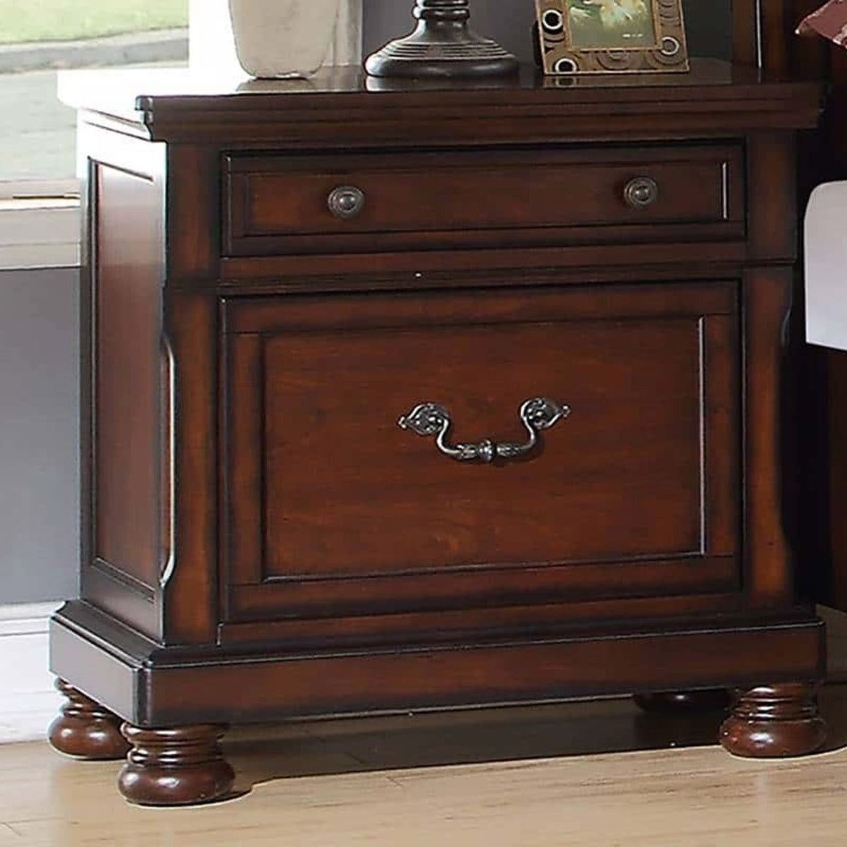 3 Piece Bedroom Set, Bed With 2 Nightstands, photo 13 of 32