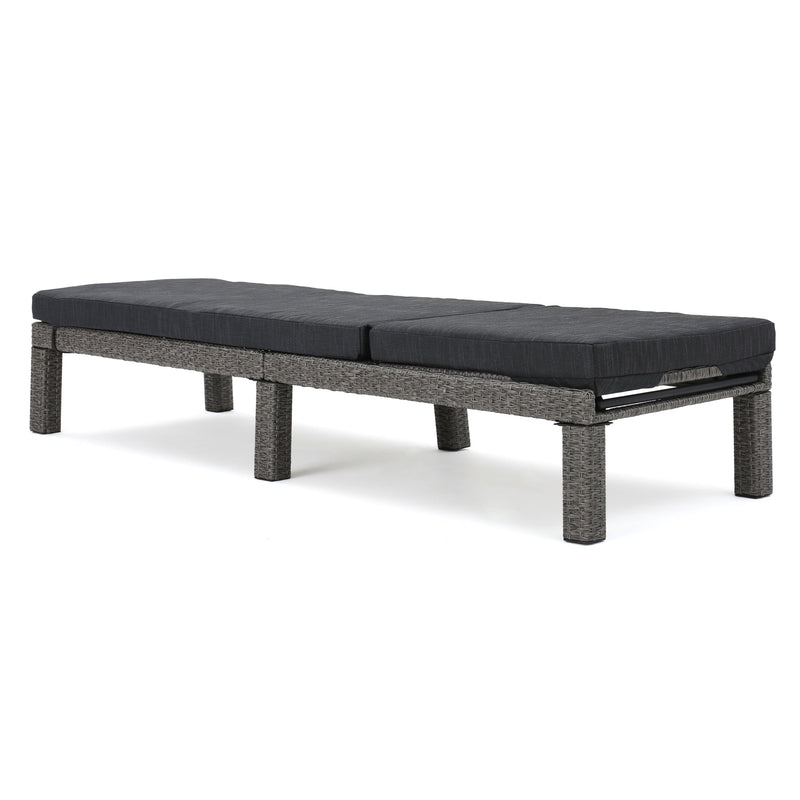 Puerta KD Chaise Lounge, Mixed, photo 8 of 10
