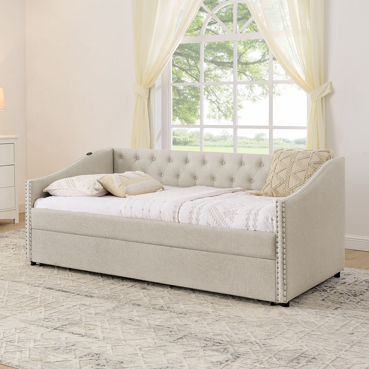 Upholstered Daybed With USB Charging & Pull Out Bed, photo 23 of 40