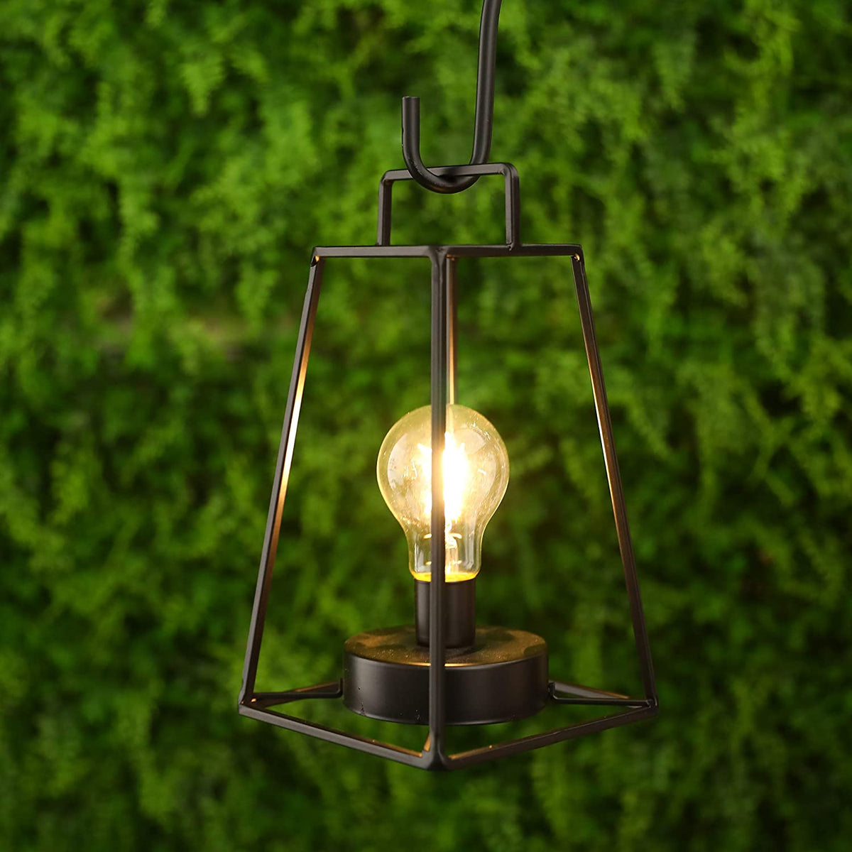 11.5’‘High Retro Style Geometric Table Lamp, photo 6 of 7