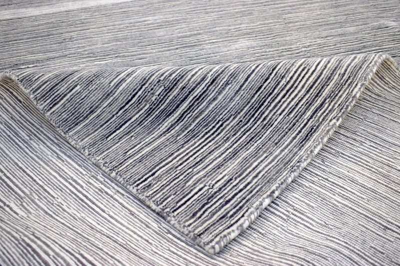 5x8 Modern Gray and Silver Area Rug | Handmade with Wool & Viscose | TRD1007058