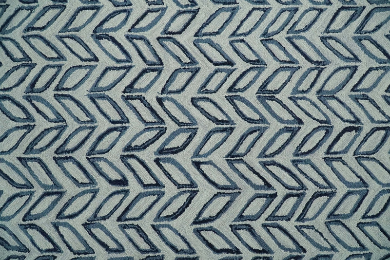 5X8 and 8x10 Contemporary Farmhouse Leaf's Hand Tufted Silver and Blue Loop Wool Rug
