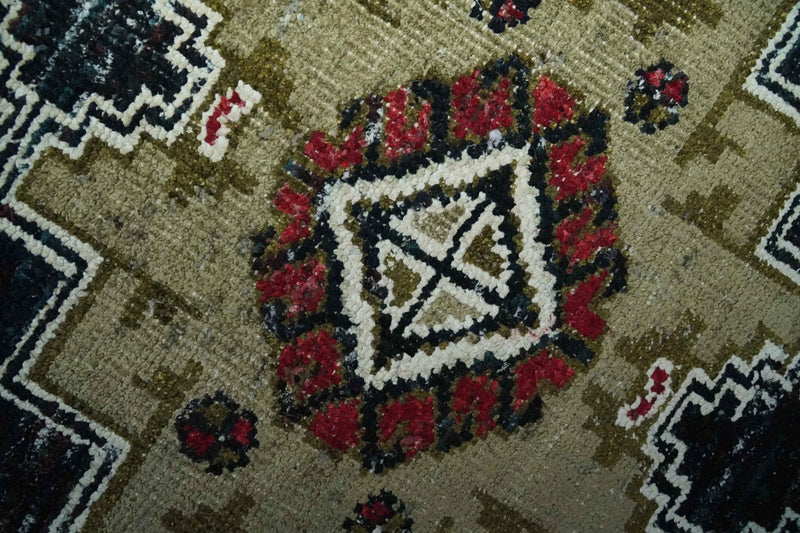 5x8 Black and Silver Traditional Heriz Hand Knotted wool area Rug