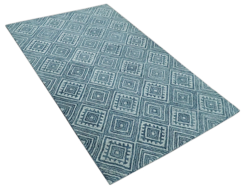 5x8 Blue and Silver Geometrical Pattern Hand Tufted Farmhouse Wool Area Rug