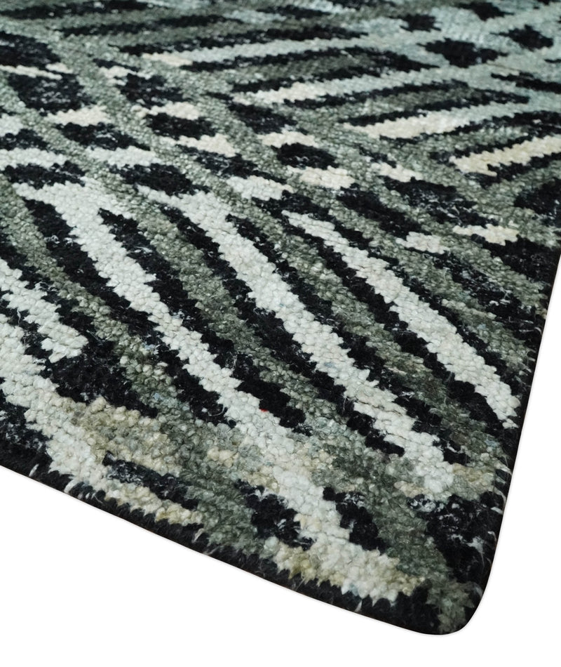 5x8 Hand Knotted Black, Ivory and Teal Modern Style Contemporary Recycled Silk Area Rug | OP119