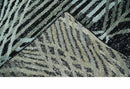 Black Ivory Teal Hand Knotted Recycled Silk Area Rug 5x8 - Contemporary