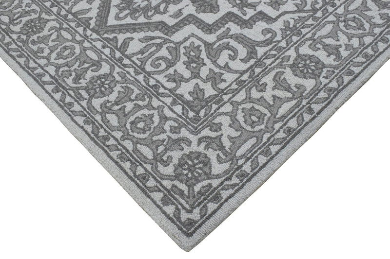 5x8 Silver and Charcoal Traditional Design Wool Area Rug