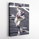 Tom Brady Canvas Art – Buccaneers Spiking Ball Decor