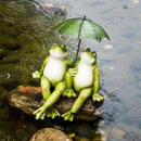 Couple Frogs Outdoor Statue - Frogs Decor Resin Happy Couple Hold an Umbrella Garden Statue Frog Garden Décor for Patio Yard Lawn Porch Gardening Décor 8.5" x 11" x 6.5" by GreenHaven Gardens