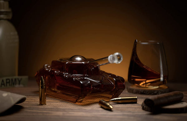 Tank Whiskey Decanter - Military Veteran Gifts - 1000ml, photo 2 of 7
