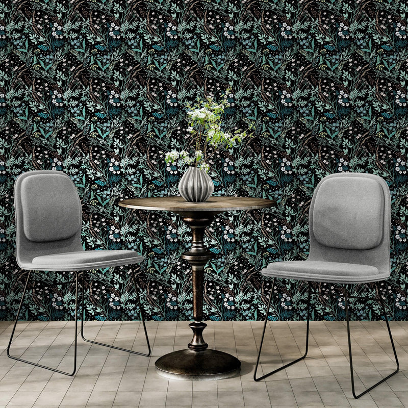 Green Fern Floral Botanical Pattern Wallpaper.