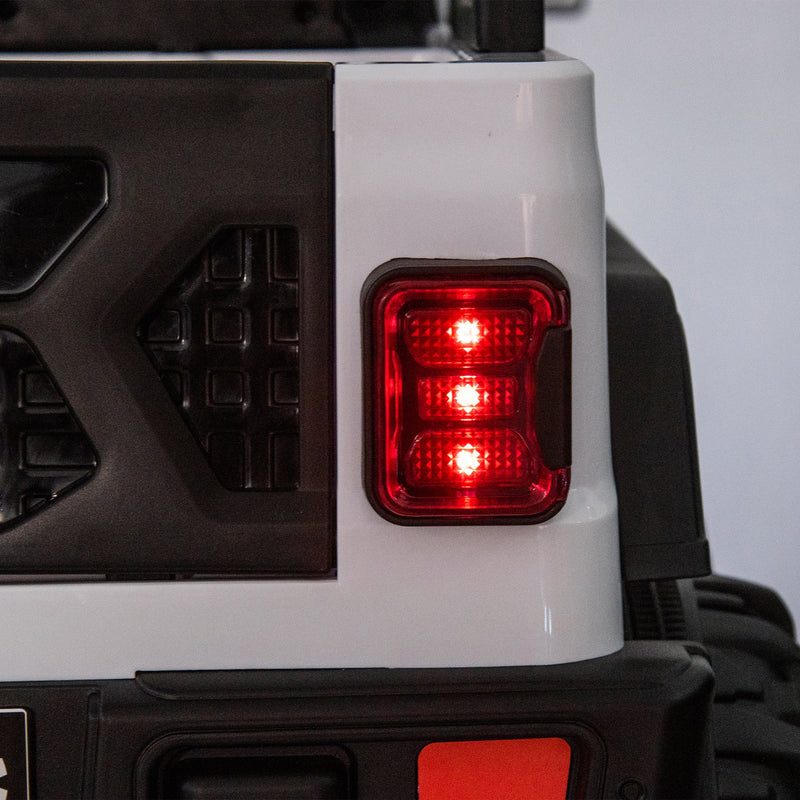 24V Ride On Large PickUp Truck car for Kids,ride On 4WD Toys with Remote Control,Parents Can Assist in Driving,Bluetooth music version,Pickup truck design with spacious storage in the rear.