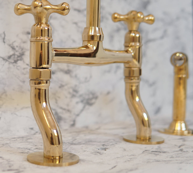 Elegant Curved Leg Brass Bridge Faucet - BRASSMA