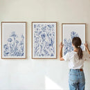 SIGNINART Classic Chinoiserie Framed Canvas Wall Art Set, Blue and White Floral Art Painting, Minimalist Botanical Flower Artwork, Navy Blue Wall Decor for Bedroom, Living Room, Office 16"x24"x3 by CozyNest Decor