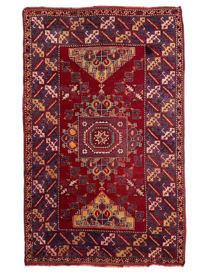 Dezgiri Anatolian Tribal Wool Rug – 5’x8’– Hand-Knotted Red Medallion Rug with Geometric Motifs