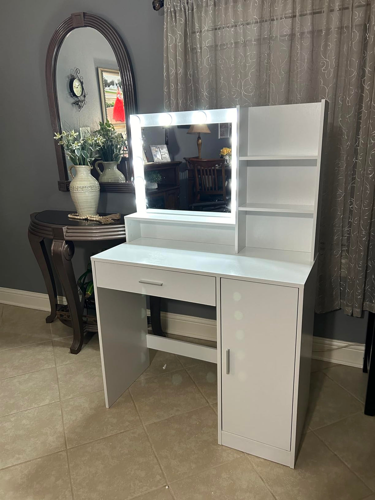 Pink Vanity Desk with Mirror & Light, photo 4 of 10