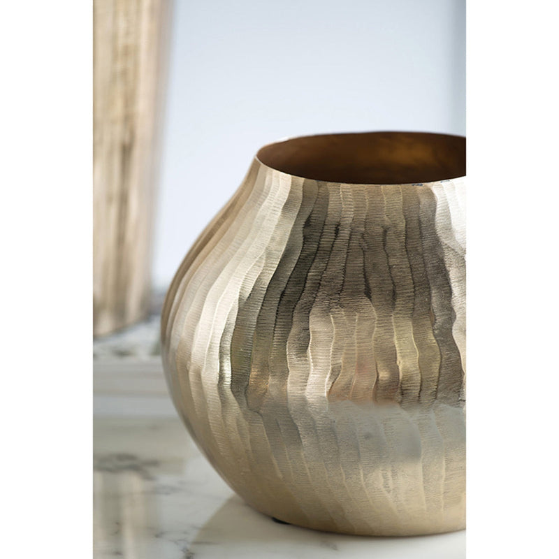 11x11x9" Aluminum Chisel Flower Vase, photo 5 of 9