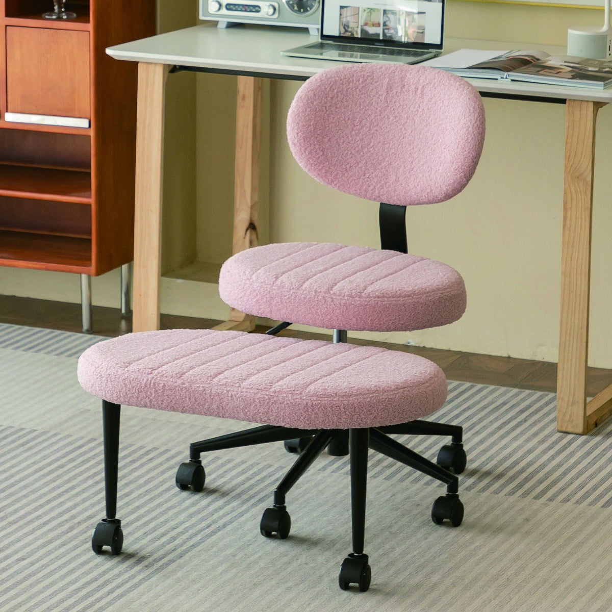 Ergonomic Cross Legged Office Chair With Back Support, photo 21 of 34