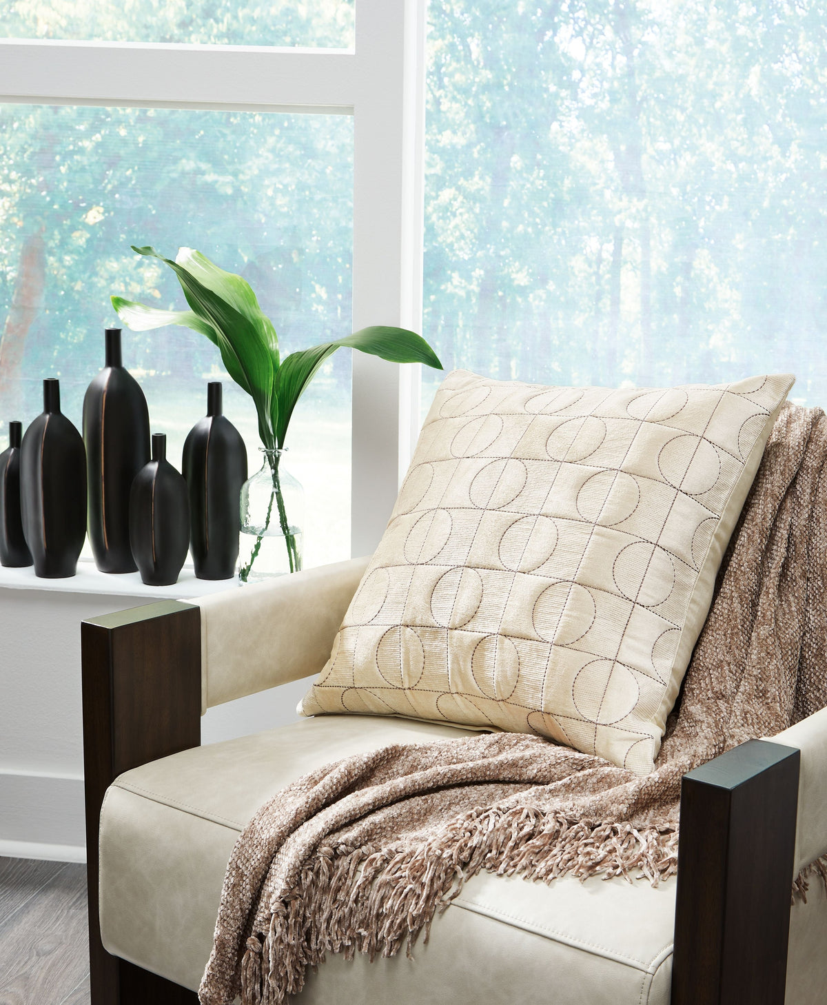 Kydner - Pillow, photo 6 of 15