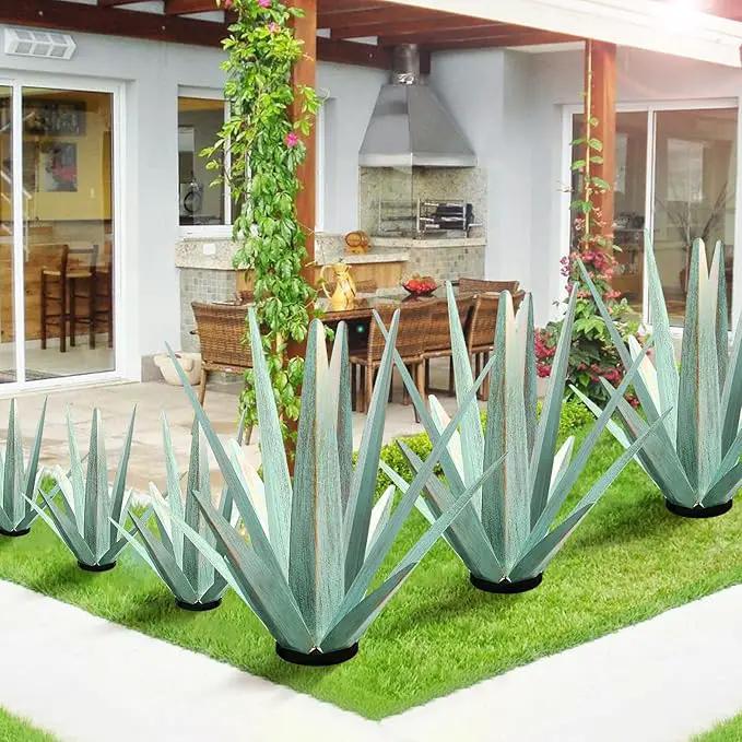 Large Tequila Rustic Sculpture, Rustic Metal Agave Plants for Outdoor Patio Yard, Home Decor Hand Painted Metal Agave Garden Yard Statue, Outdoor Lawn Ornaments (Mint Green - L), photo 3 of 7