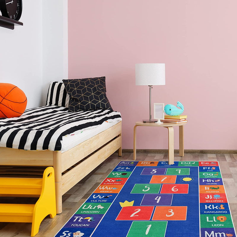 Sussex Home Low Pile Kids Rug for Playroom - Washable Cotton Educational Rug for Kids Room - 39.5 x 59 Inches - Hopscothc Pattern