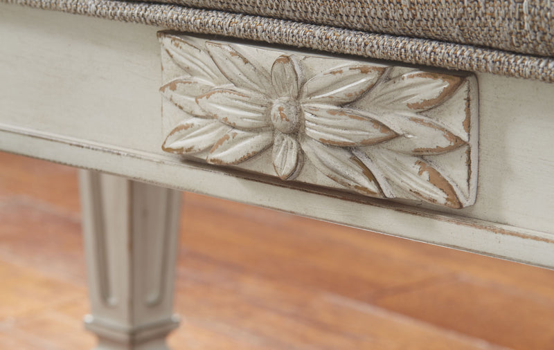 Realyn - Accent Bench - Antique White, photo 4 of 7