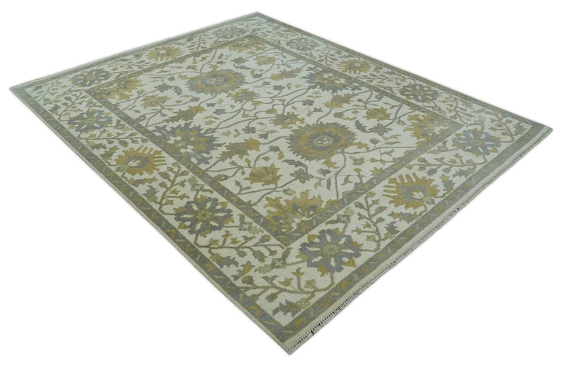 8.6x10 Ivory, Beige and Charcoal Hand Knotted Heriz Serapi Floral Area Rug | TRDCP1186810