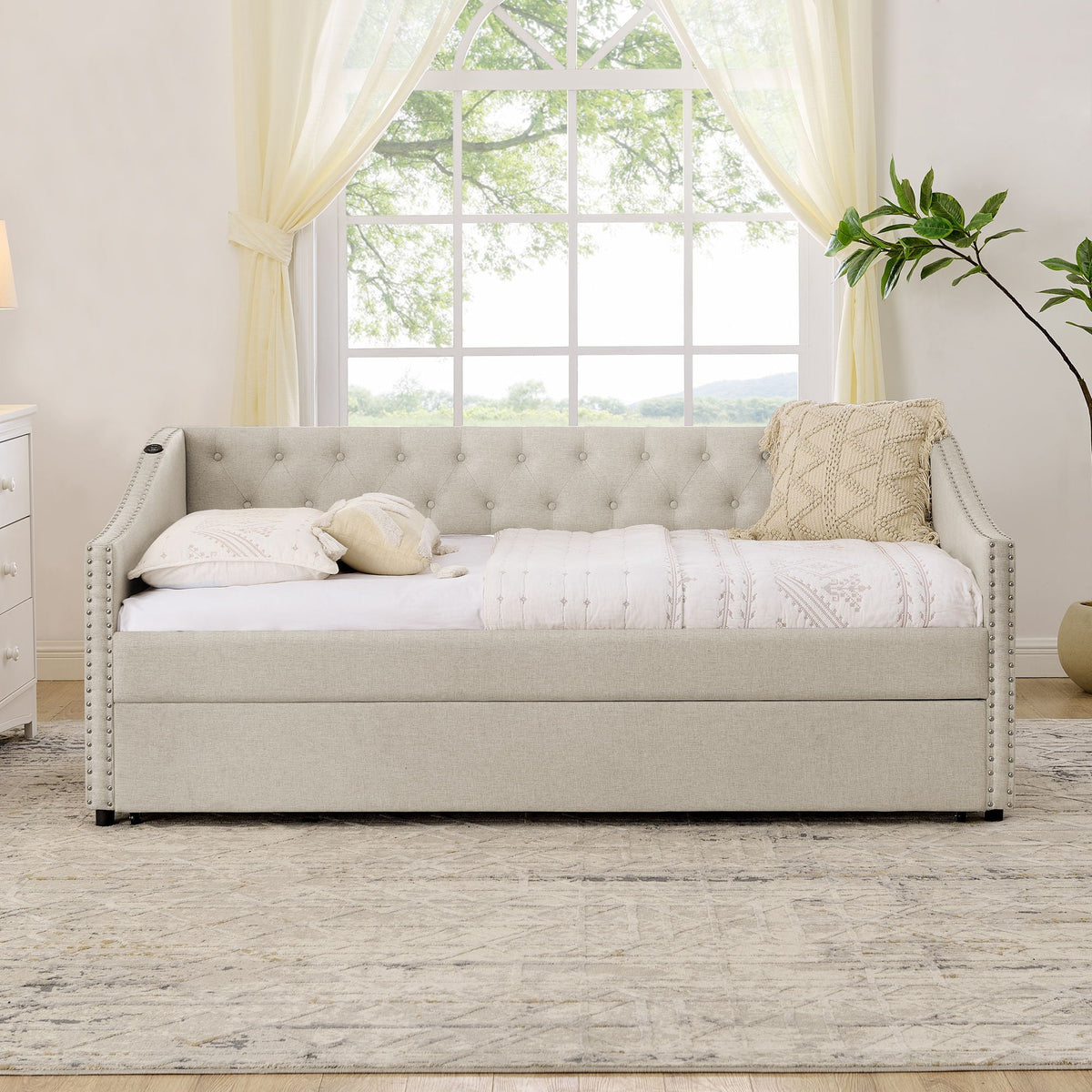 Upholstered Daybed With USB Charging & Pull Out Bed, photo 30 of 40