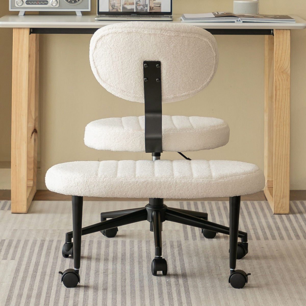 Ergonomic Cross Legged Office Chair With Back Support, photo 22 of 34