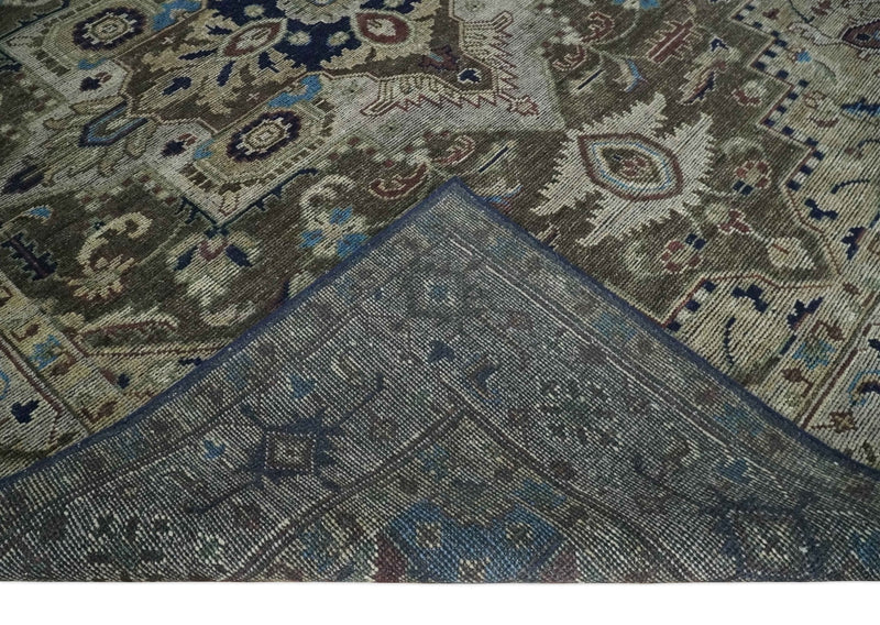 8x10 Antique look Brown, Beige and Blue Traditional Medallion wool Area Rug