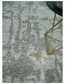 8x10 Silver and Charcoal Modern Abstract Handmade Wool Area Rug by The Rug Decor