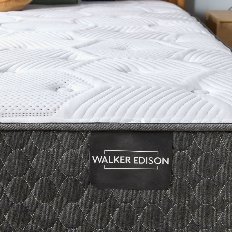 Essential WE Original Plush Mattress