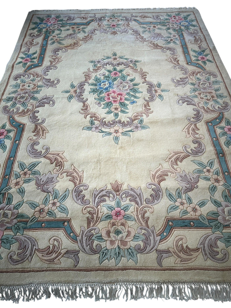 Hand-Tufted Chinese Aubusson Wool Rug – 7'10" x 11' – Luxurious Traditional Design