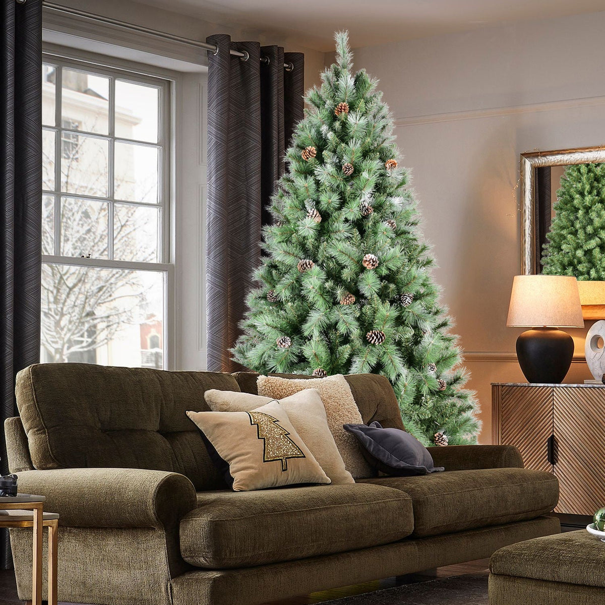5FT Christmas Tree with 51 Pine Cones, photo 8 of 10