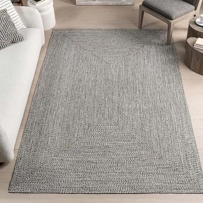nuLOOM 4' Round Solid Hand Braided Indoor/Outdoor Area Rug, Pet-Friendly, High Traffic, Weather Resistant, for Patio, Balcony, Bedroom, Living, Dining Room, Wynn Salt and Pepper