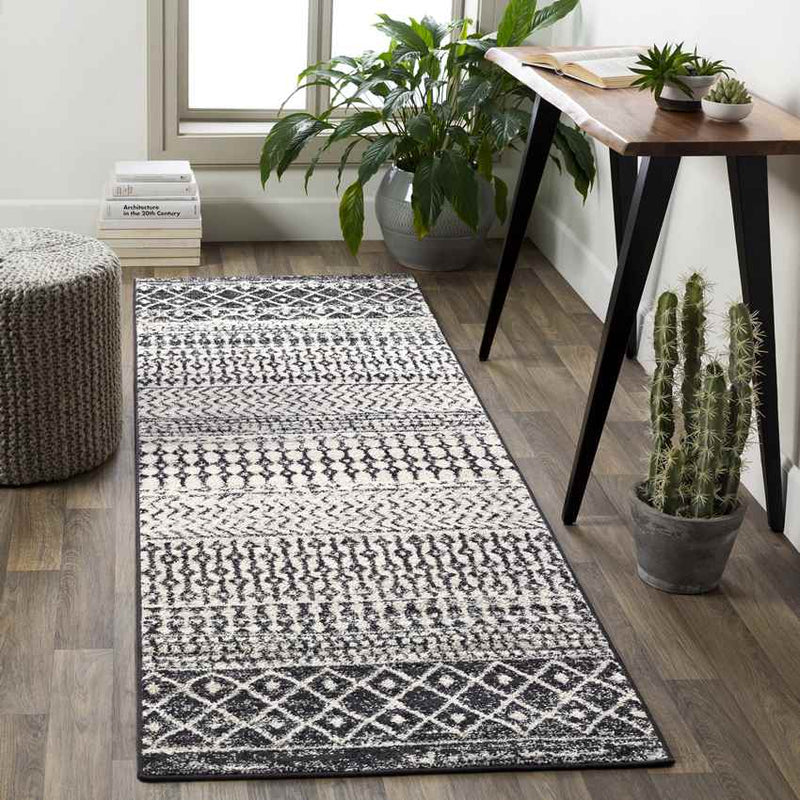 Louise Global Black/White Area Rug