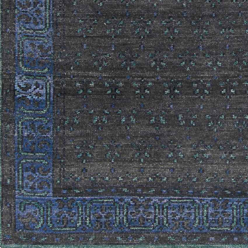 Oise Traditional Black Area Rug