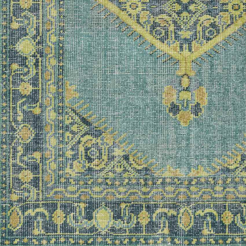 Chieti Traditional Emerald Area Rug