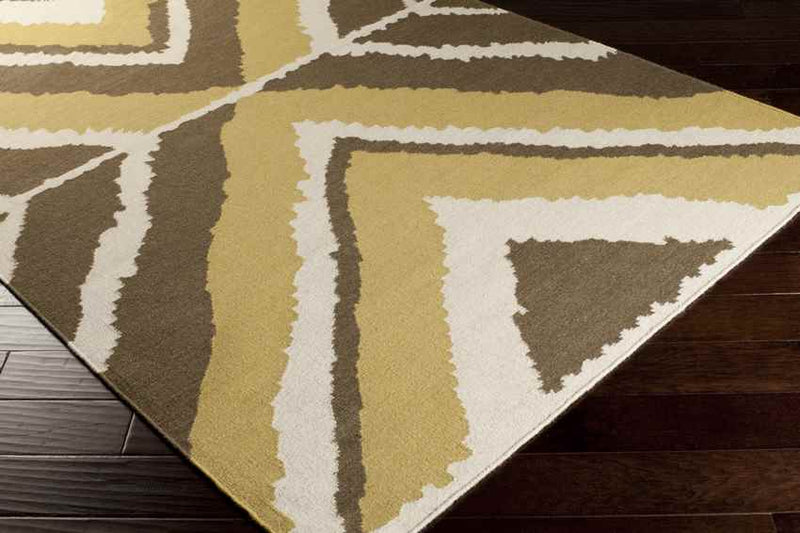 Aguilar Global Ivory/Brown Area Rug