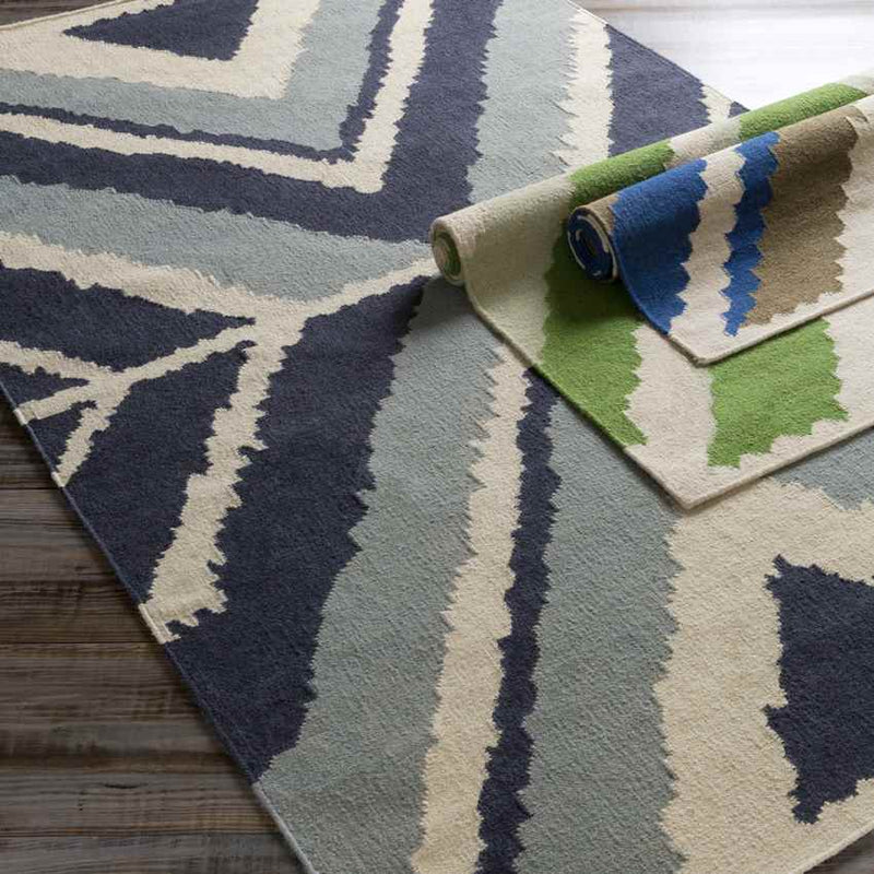 Aguilar Global Blue/Ivory Area Rug