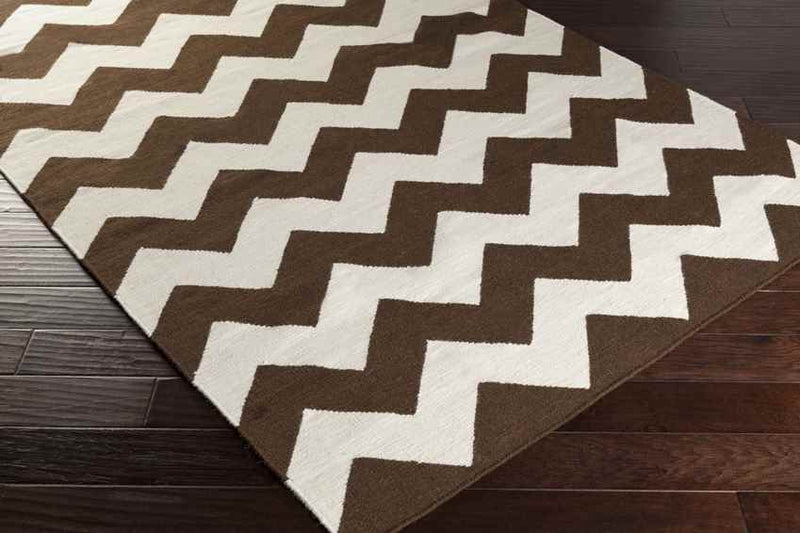 Wordragen Modern Brown Area Rug