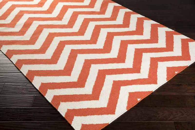 Escondido Modern Rust/White Area Rug