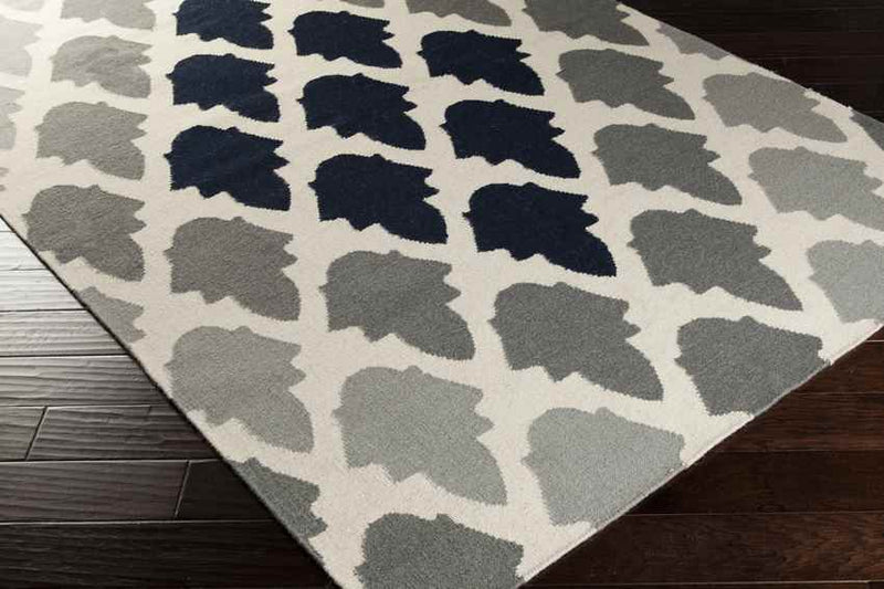 Esto Modern Gray/Navy Area Rug