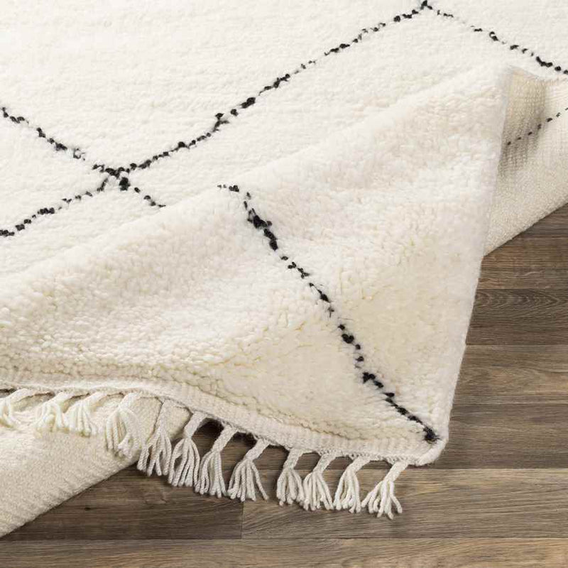 Petworth Global Cream Area Rug