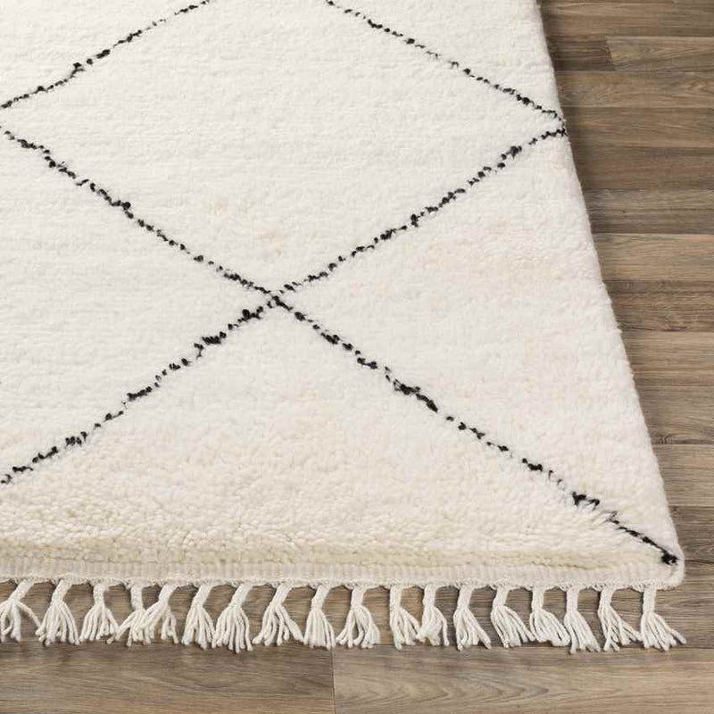 Petworth Global Cream Area Rug