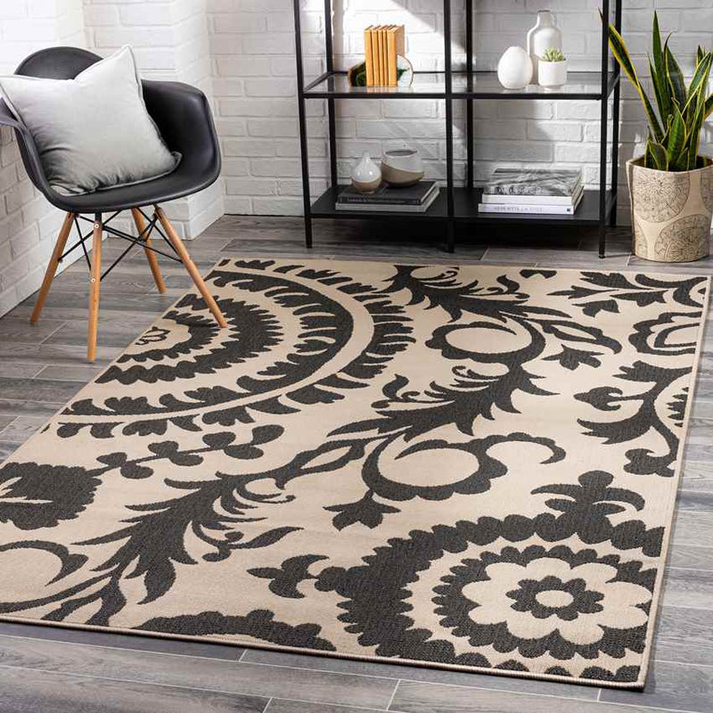 Nancy Cottage Cream Area Rug