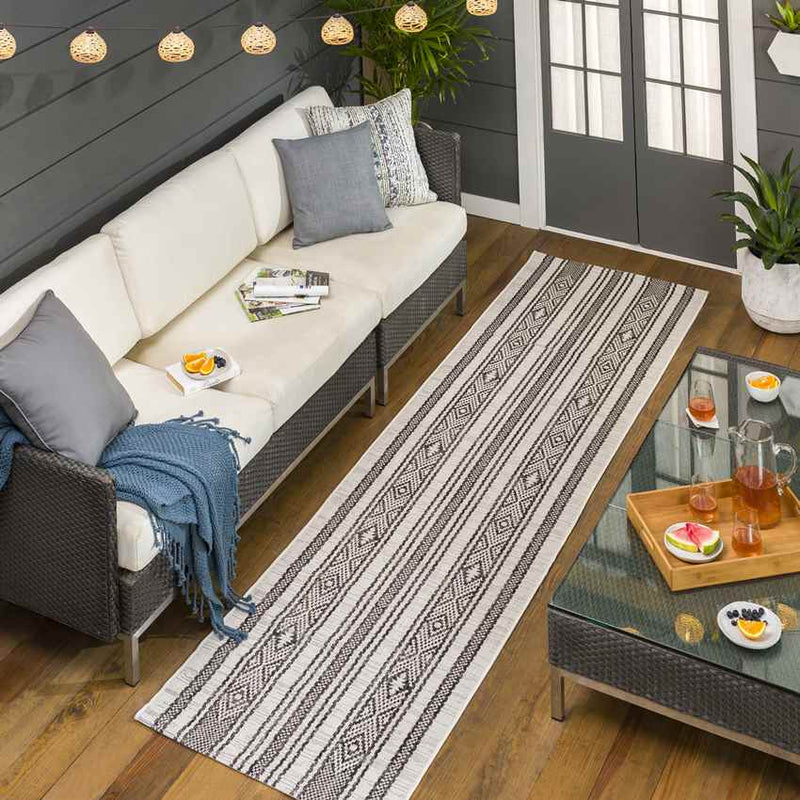 Aerdt Global Medium Gray Area Rug